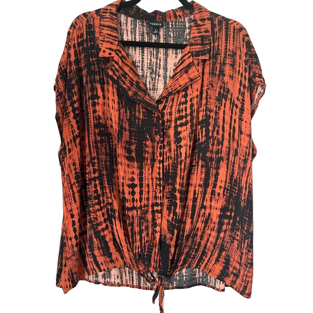 Torrid Top Plus Size 1X Orange Black Challis‎ Tie-Front Dolman Button Front